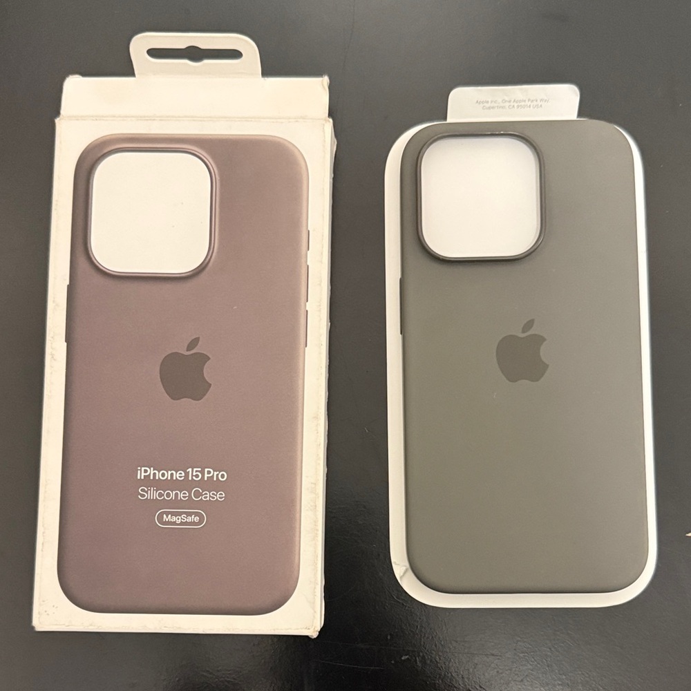 Apple iPhone 15 Pro Silicone Case with MagSafe - Clay